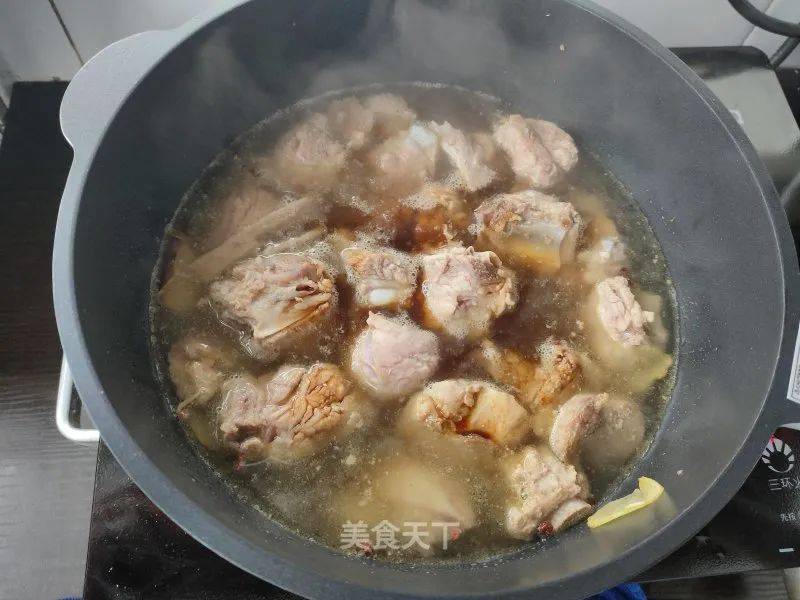 【英亚官方网站】
宋敏私房馆丨香菇最过瘾的服法 太鲜味了！速度get！(图7)