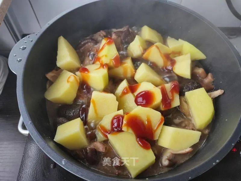 【英亚官方网站】
宋敏私房馆丨香菇最过瘾的服法 太鲜味了！速度get！(图12)