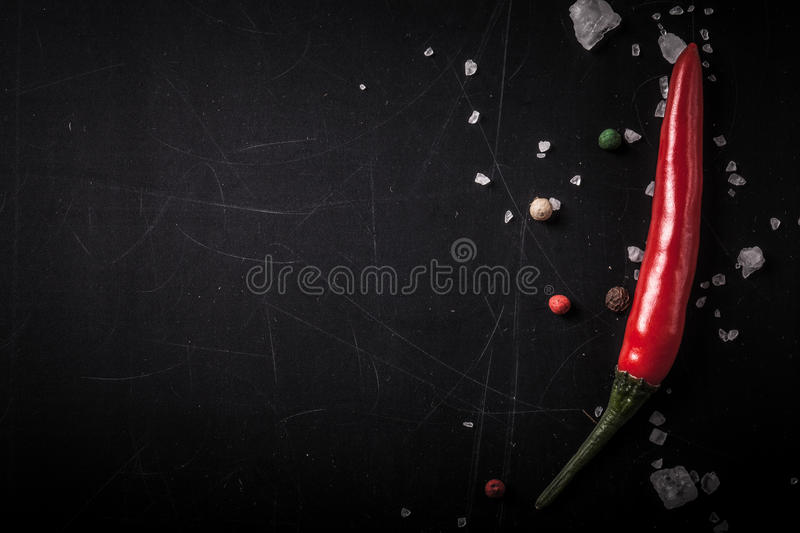 ‘英亚官方网站’美食推荐:苦瓜炒虾皮、草鱼冬瓜汤、酸甜草鱼、麻辣金针菇的做法(图4) 英亚官网首页